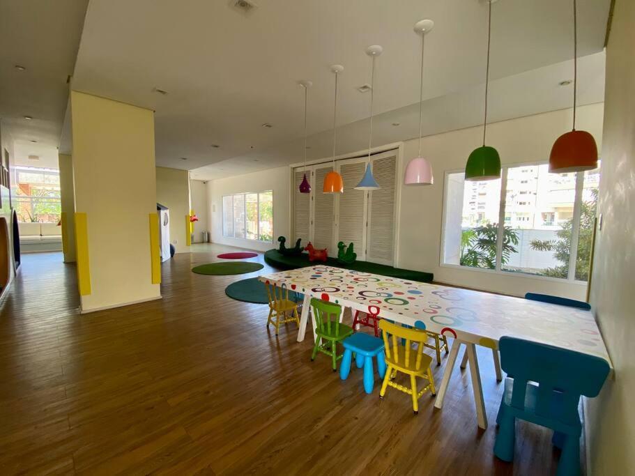 Apartamento With 2 In Alphaville Rj